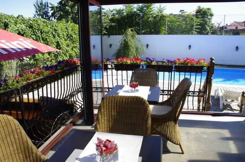 Hotel Angelo D'Oro โปลเยชต์ ภายนอก รูปภาพ