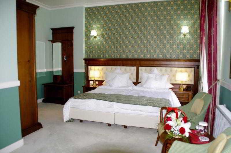 Hotel Angelo D'Oro โปลเยชต์ ภายนอก รูปภาพ