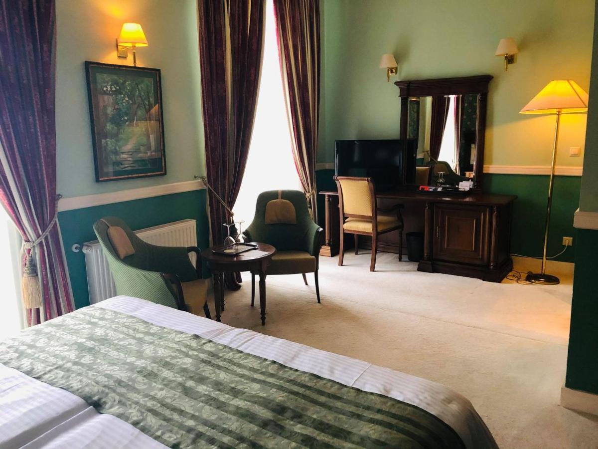 Hotel Angelo D'Oro โปลเยชต์ ภายนอก รูปภาพ