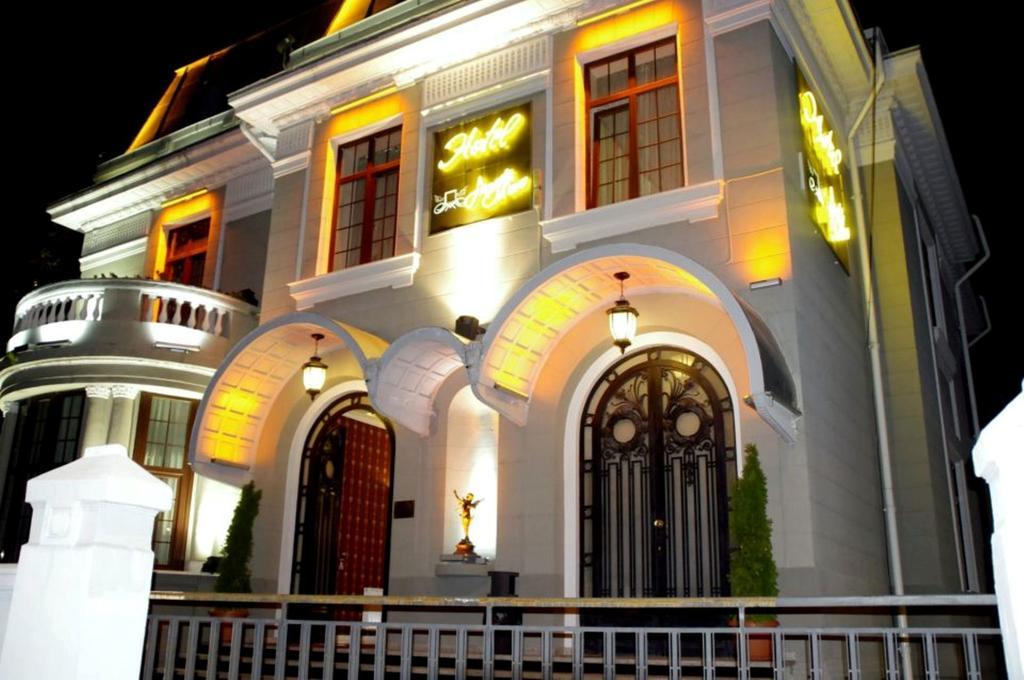 Hotel Angelo D'Oro โปลเยชต์ ภายนอก รูปภาพ